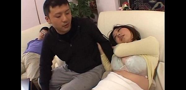  DRUNKEN MOM JAV SON GETS JAPANESE MOM DRUNKEN